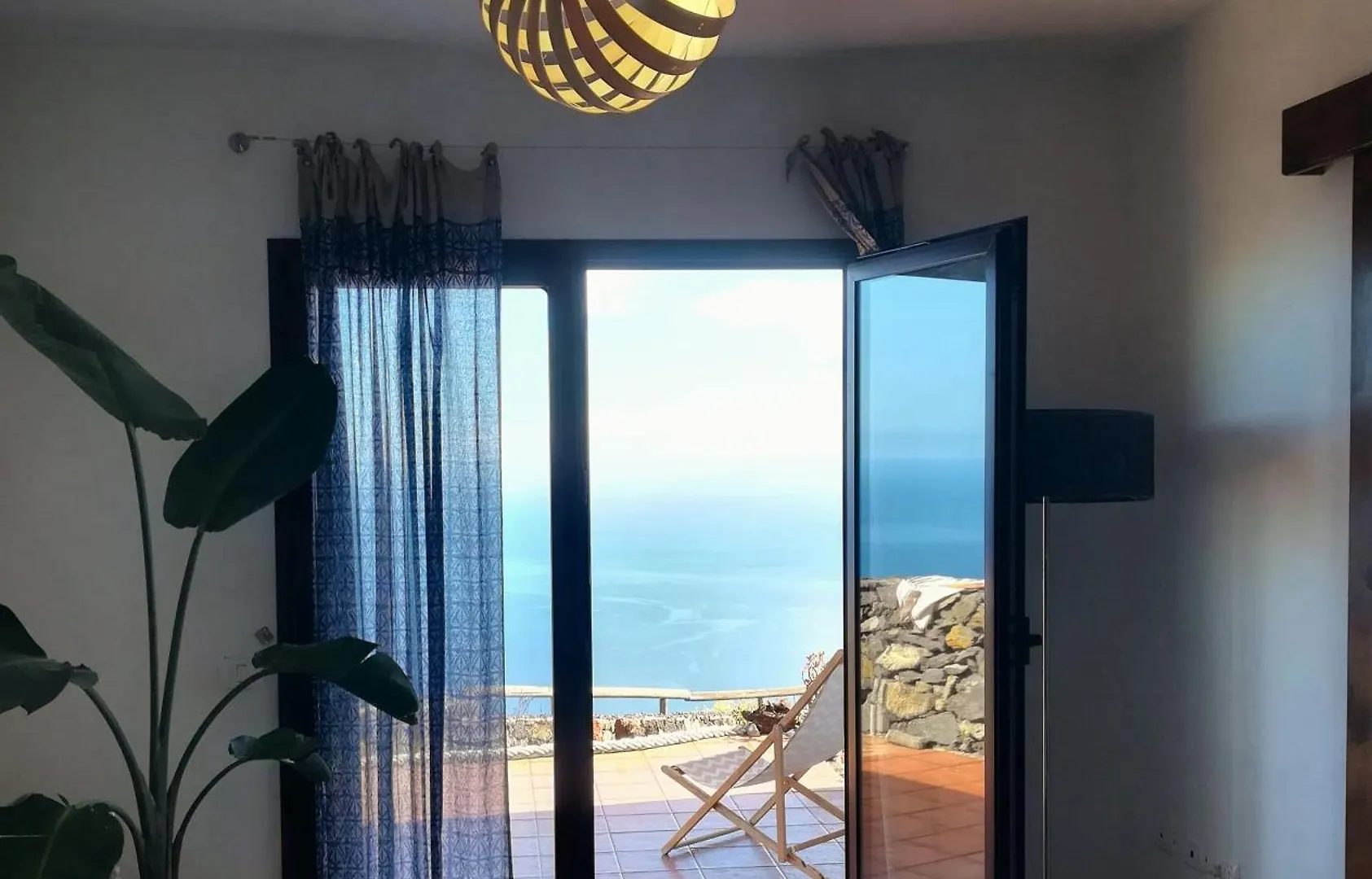 La Casa Del Risco Villa El Pinar  Holiday home El Pinar (El Hierro)
